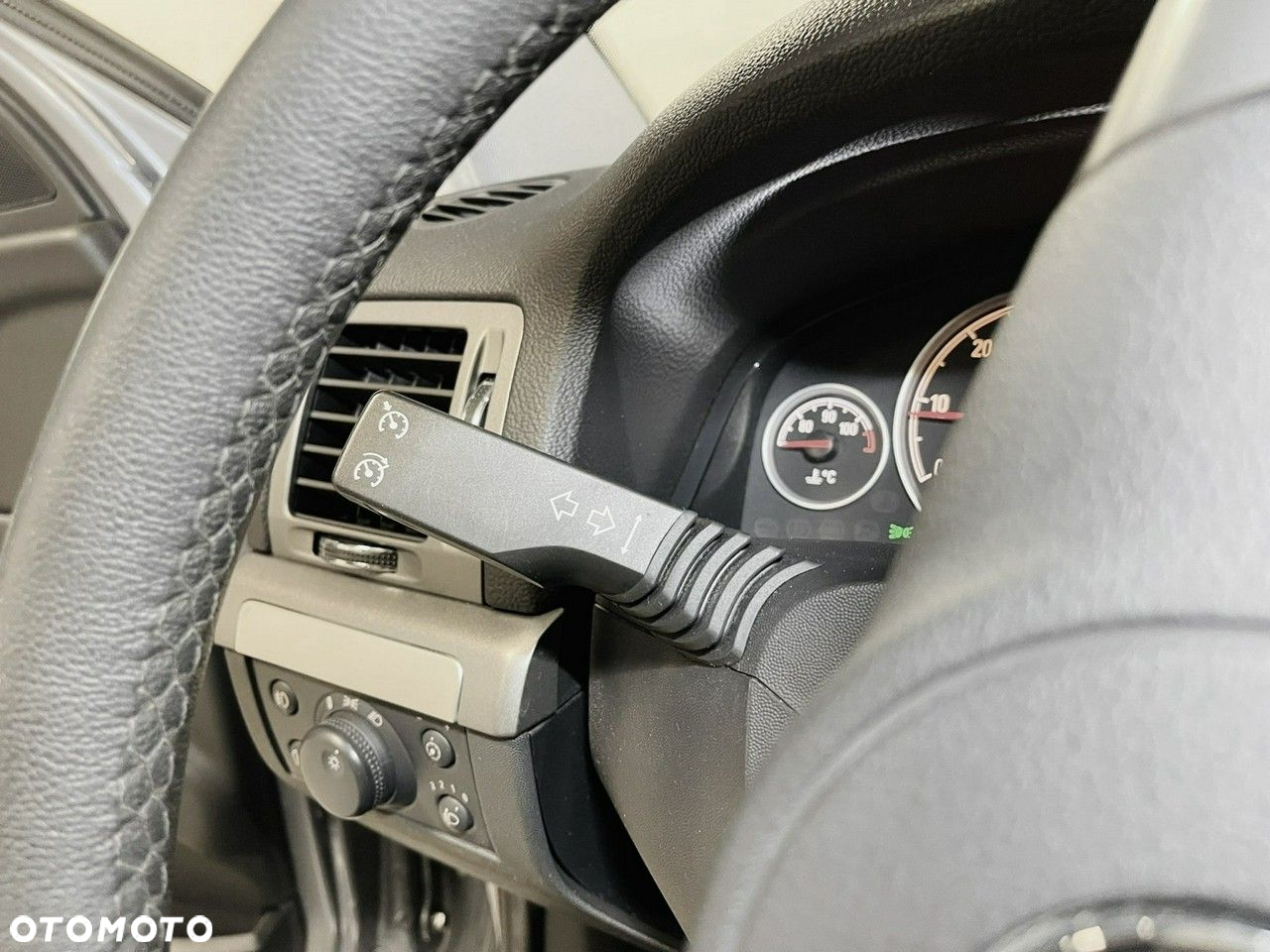 Opel Vectra 1.9 CDTI Elegance - 19
