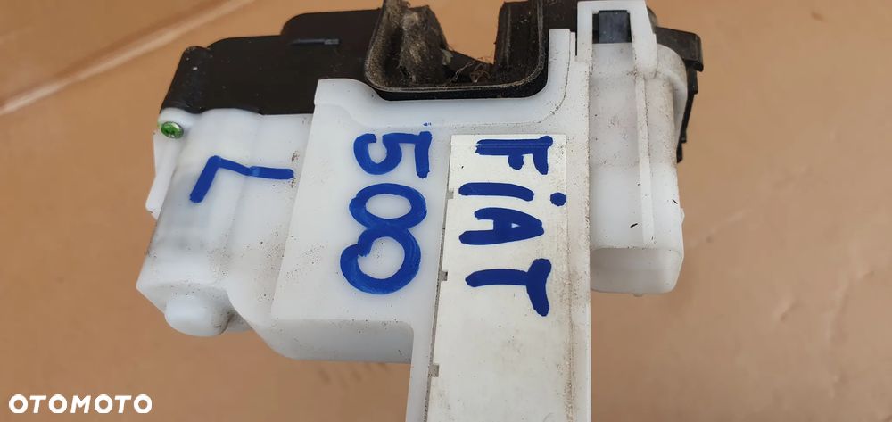Zamek drzwi lewy przód przedni lewy Fiat 500 51827413 - 9