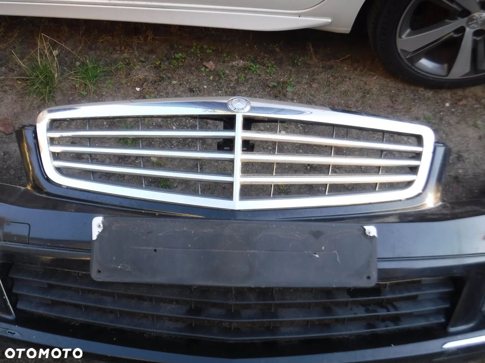 Mercedes C Klasa W204 sedan zderzak C197 197 6X PDC grill - 9