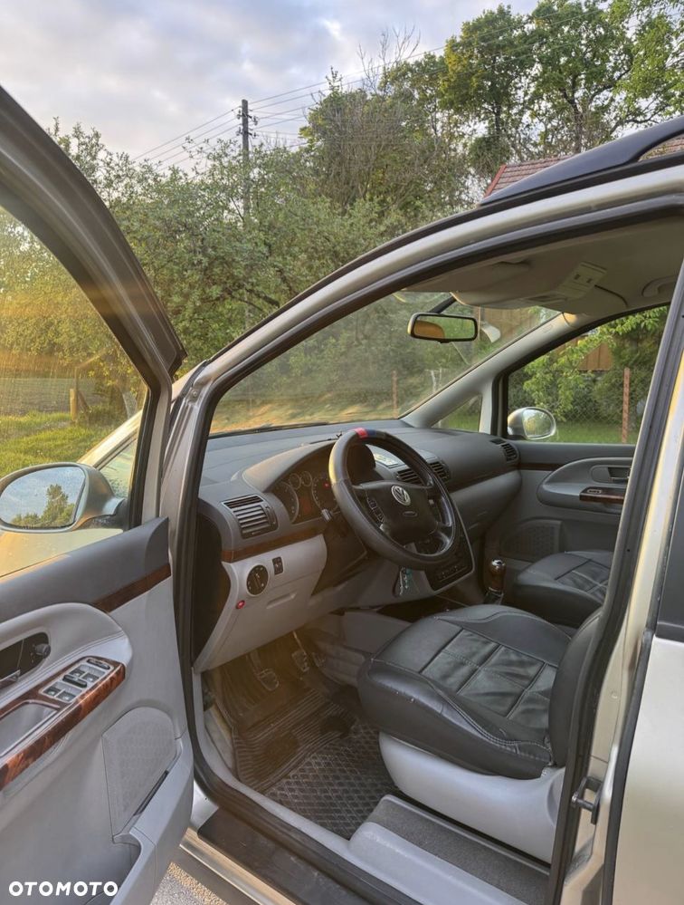 Volkswagen Sharan - 9
