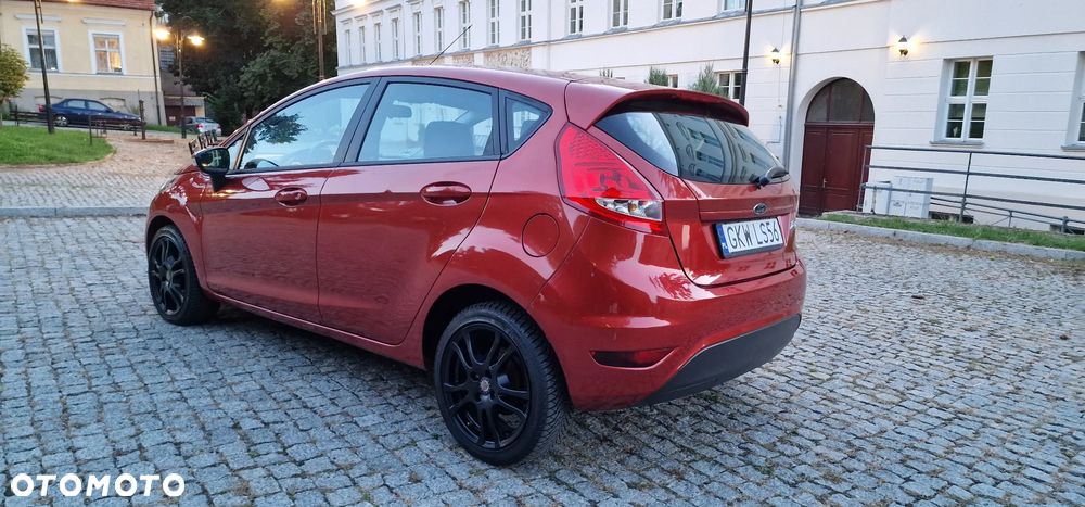 Ford Fiesta 1.25 Ambiente EU5 - 12