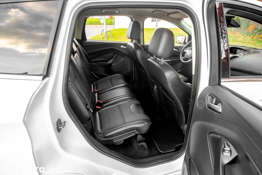 Ford Kuga 1.6 EcoBoost 4x4 Titanium - 21