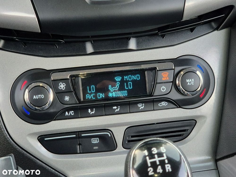 Ford Focus 1.6 Titanium - 14