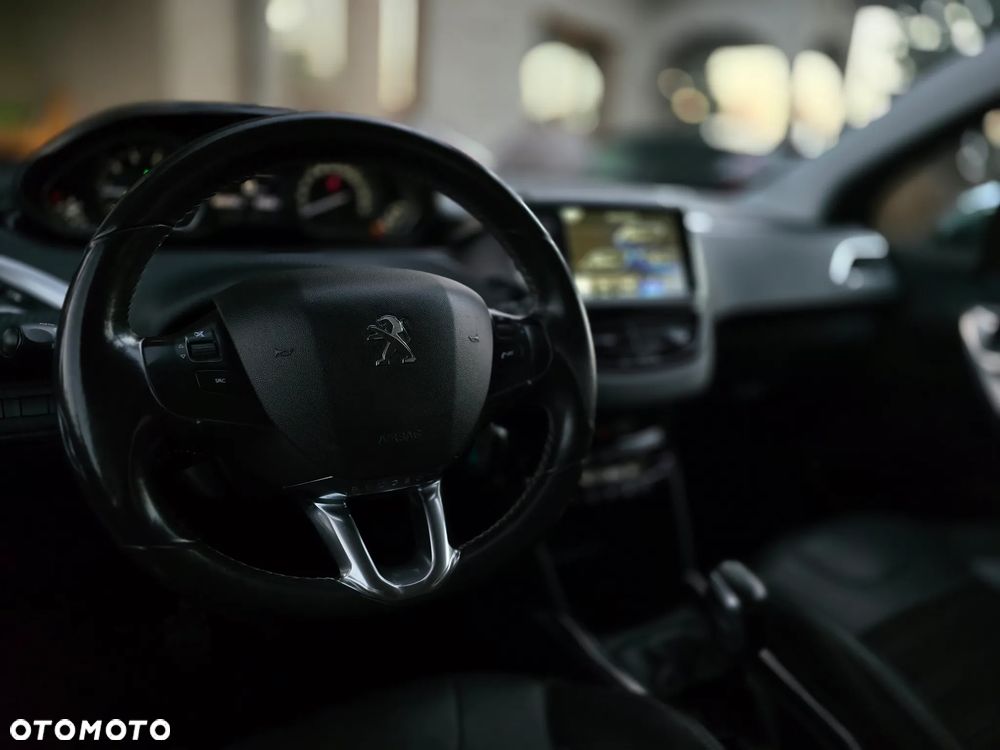 Peugeot 2008 - 32