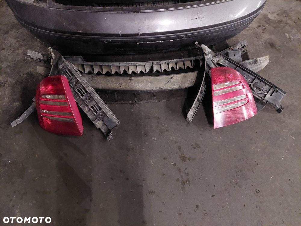 KOMPLETNY TYŁ KLAPA ZDERZAK LAMPA LAMPY SKODA SUPERB I 9152 - 2