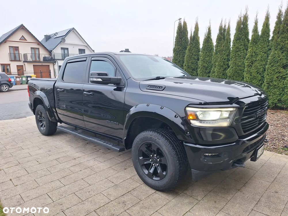 RAM 1500 Crew Cab Shortbed Bighorn - 10