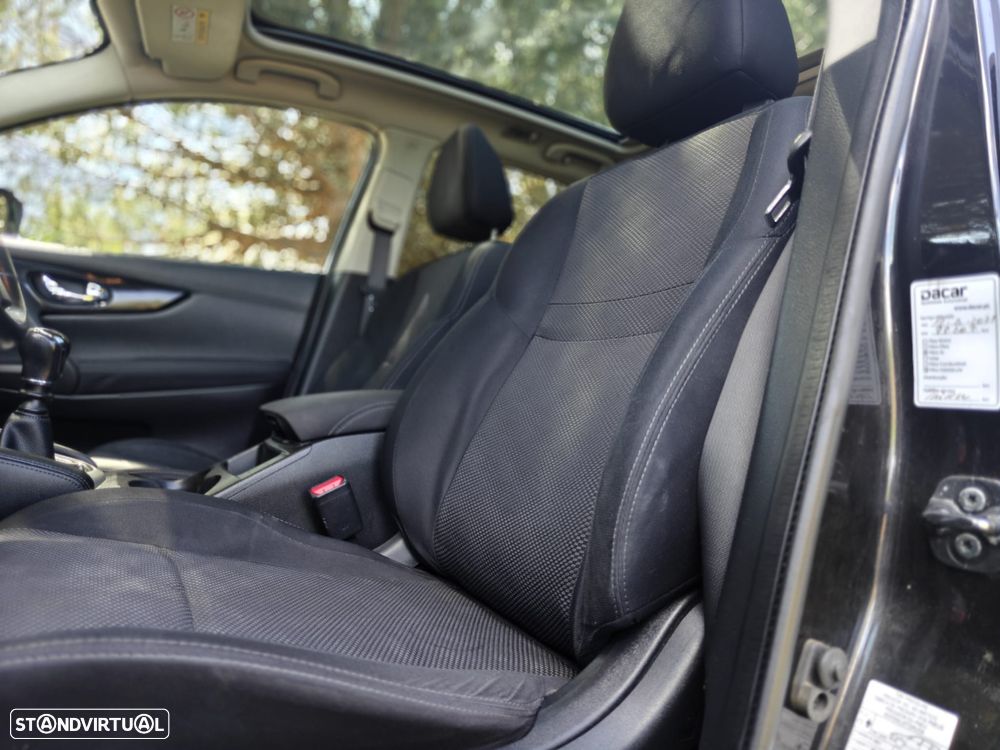 Nissan Qashqai 1.5 dCi N-Connecta 18 - 25