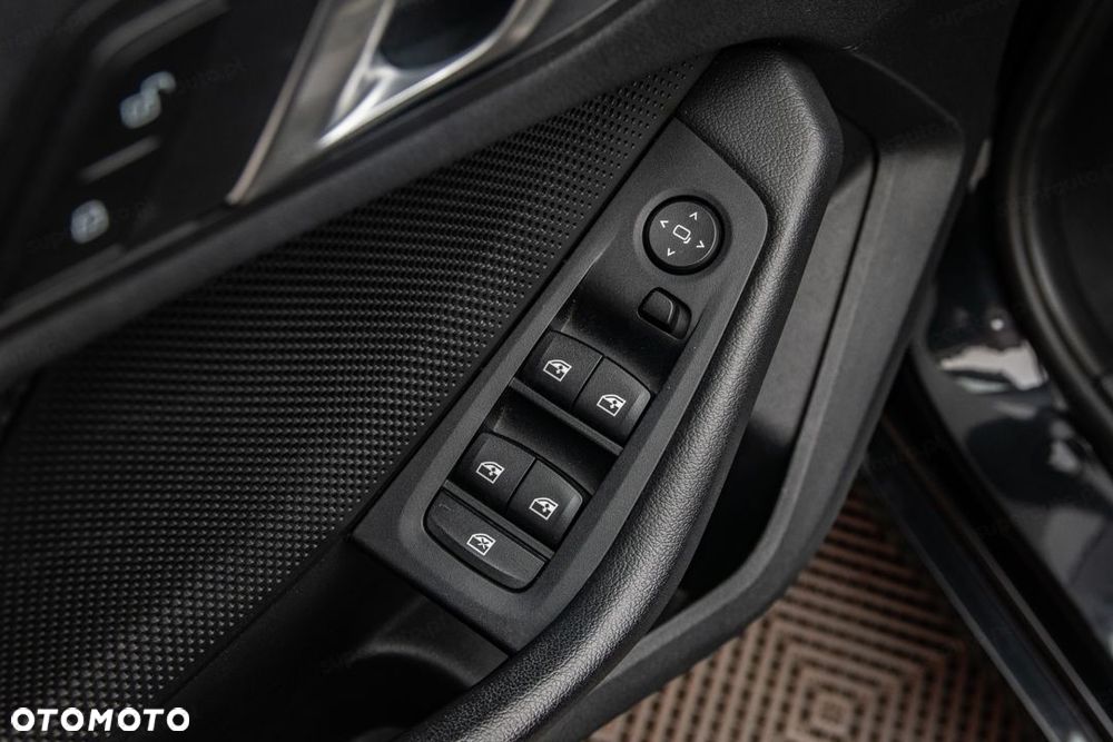 BMW Seria 1 118i Advantage - 10