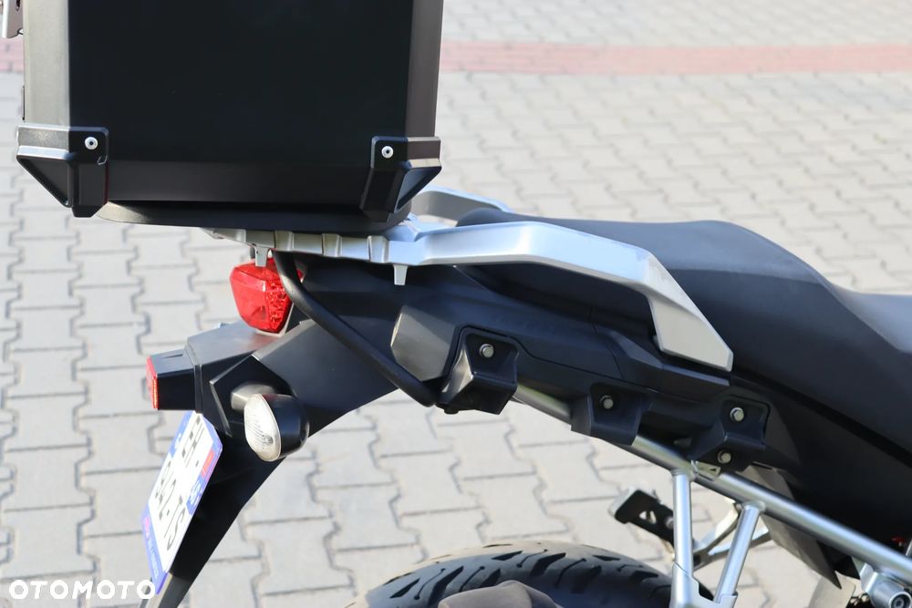 Suzuki V-STROM - 19