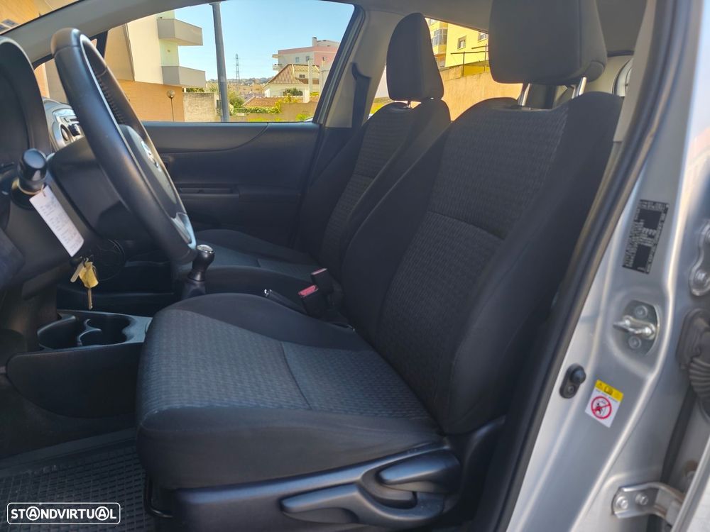Toyota Yaris 1.0 VVT-i Comfort +PS Style +P.Techno - 7