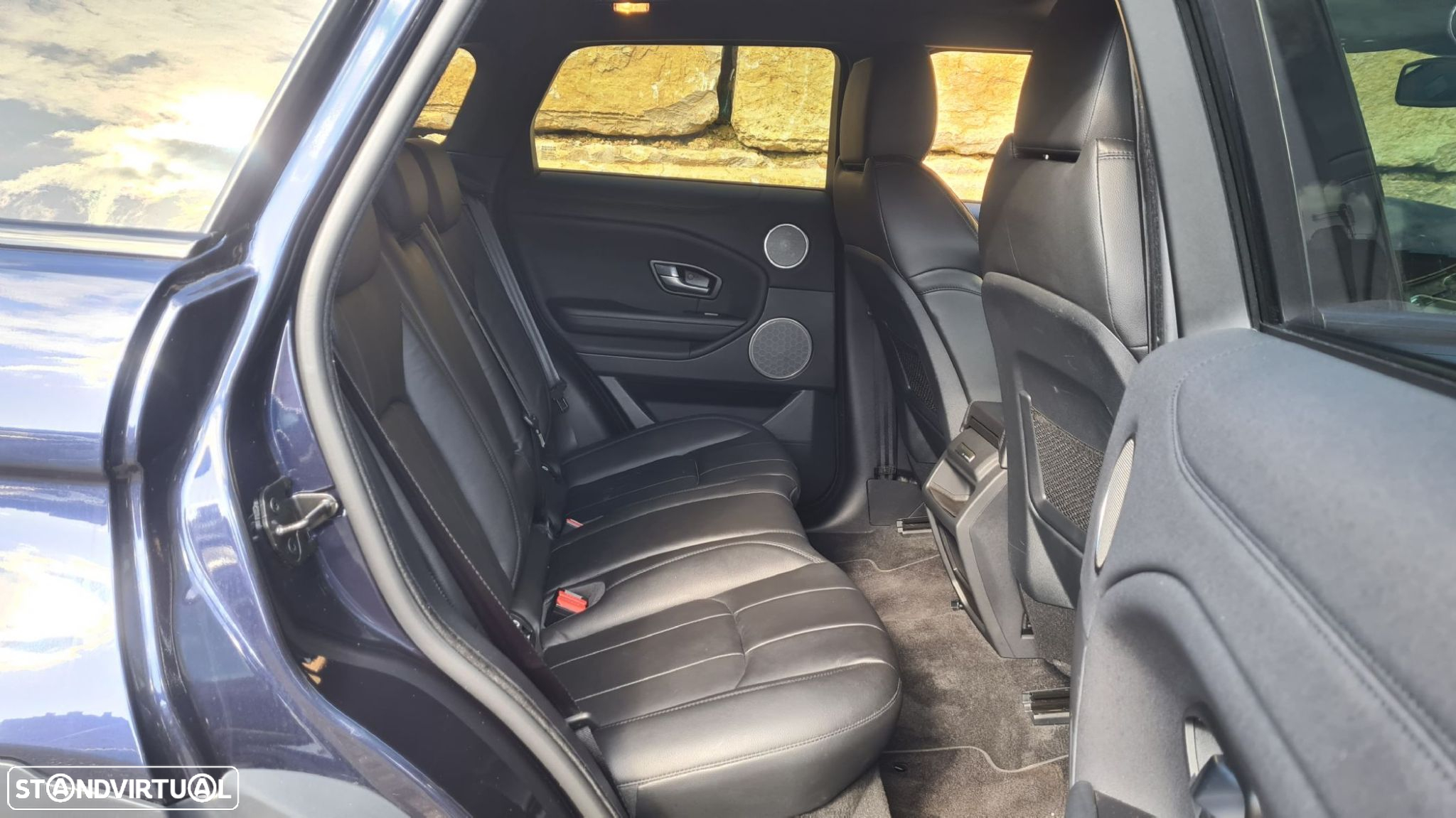 Land Rover Range Rover Evoque 2.0 TD4 SE - 40