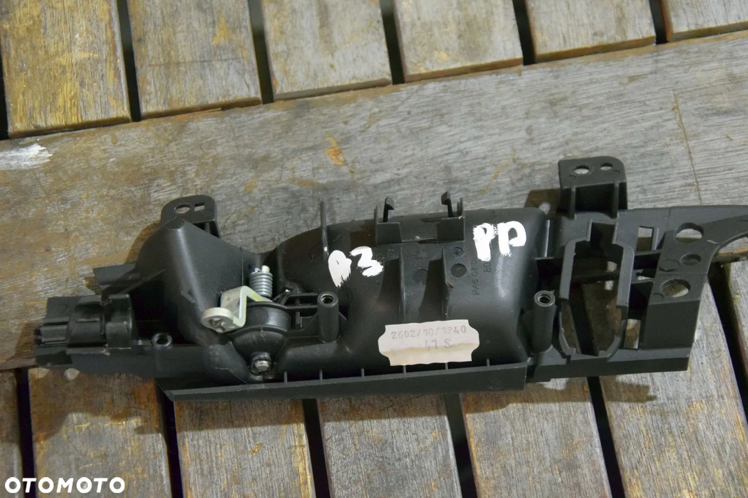 AUDI A3 8P LIFT 08-12 Klamka wewnętrzna PRAWA - 2