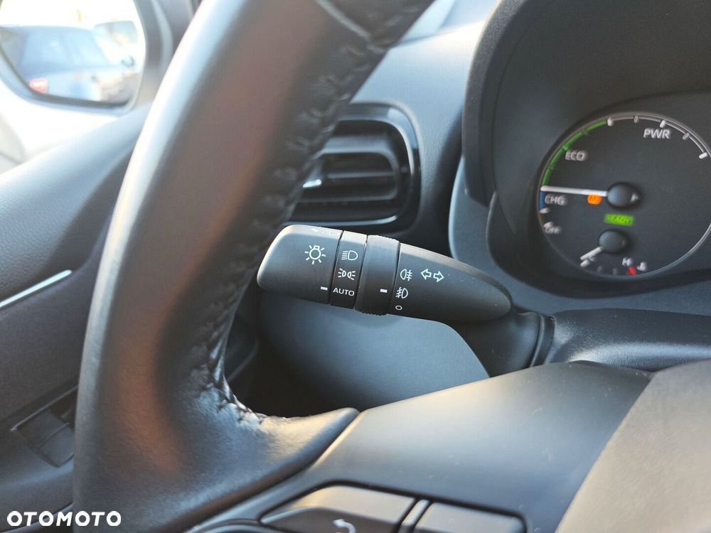 Toyota Yaris Hybrid 1.5 Comfort - 19