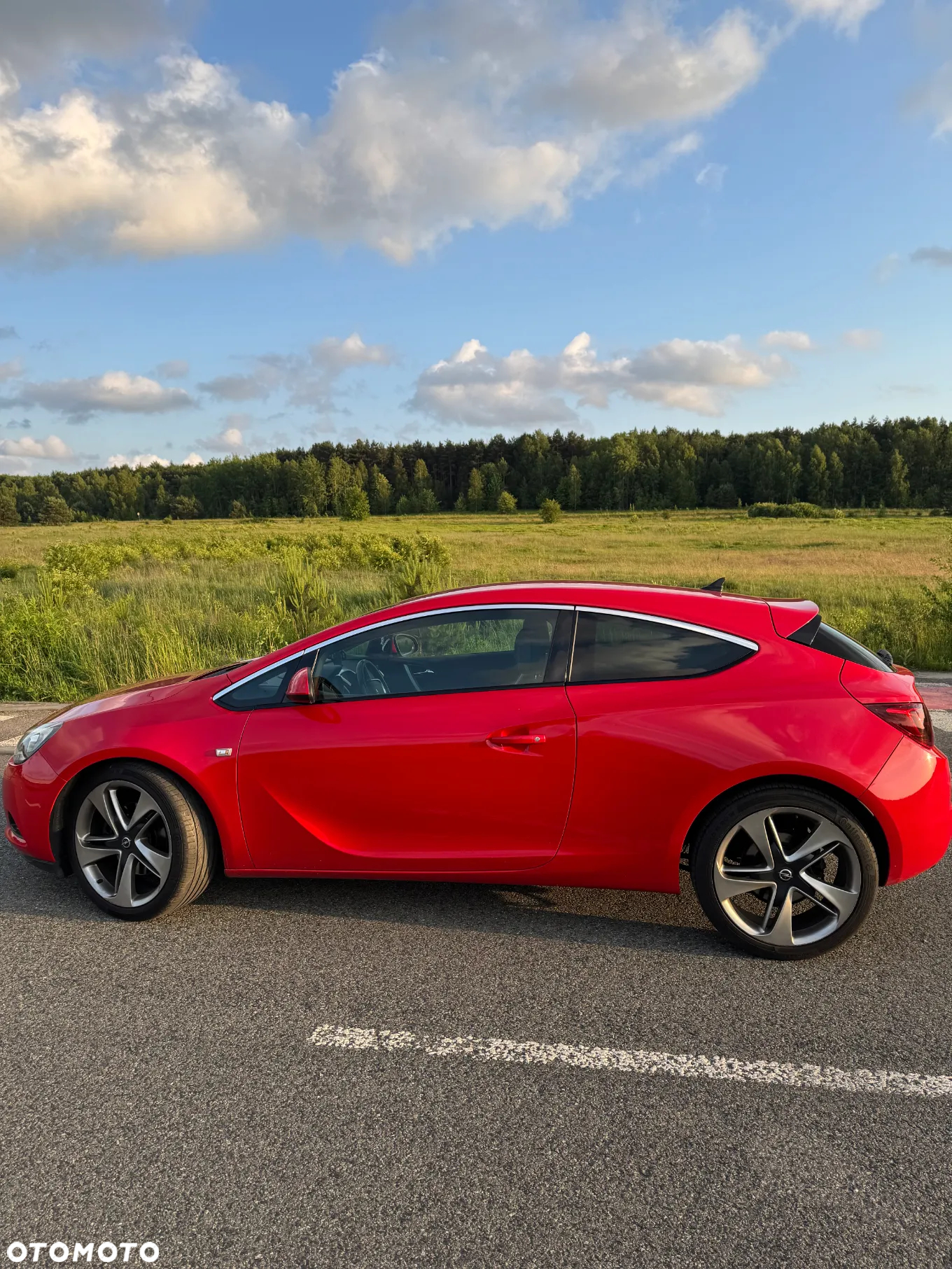 Opel Astra IV GTC 1.6 T Sport - 6
