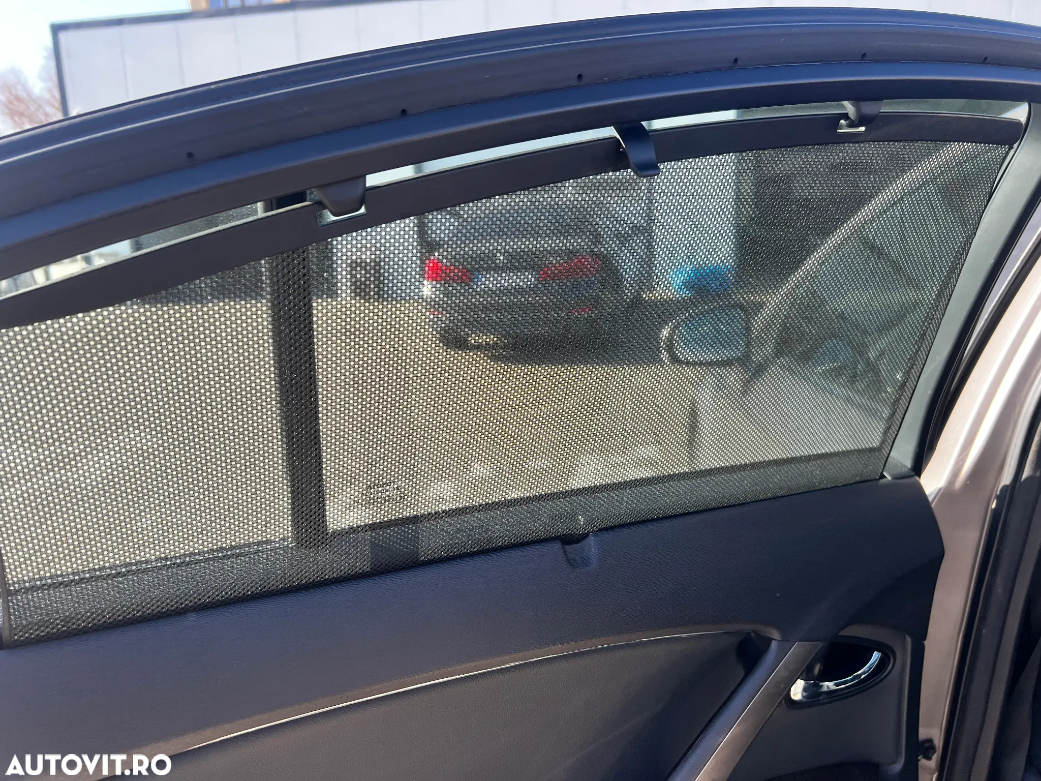 Toyota Avensis - 22