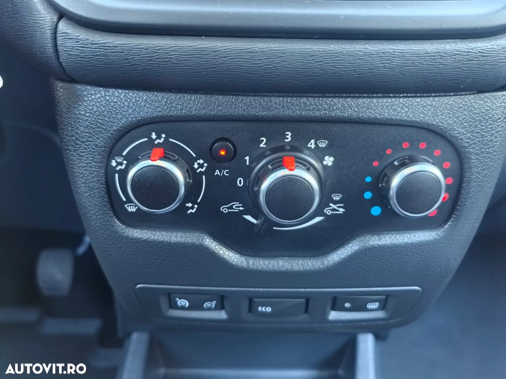 Dacia Lodgy TCe 100 GPF Comfort - 10