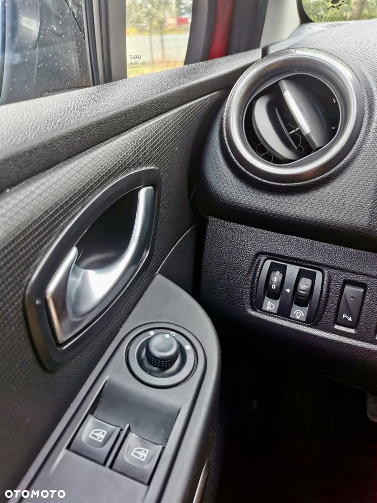 Renault Clio TCe 90 Limited - 22