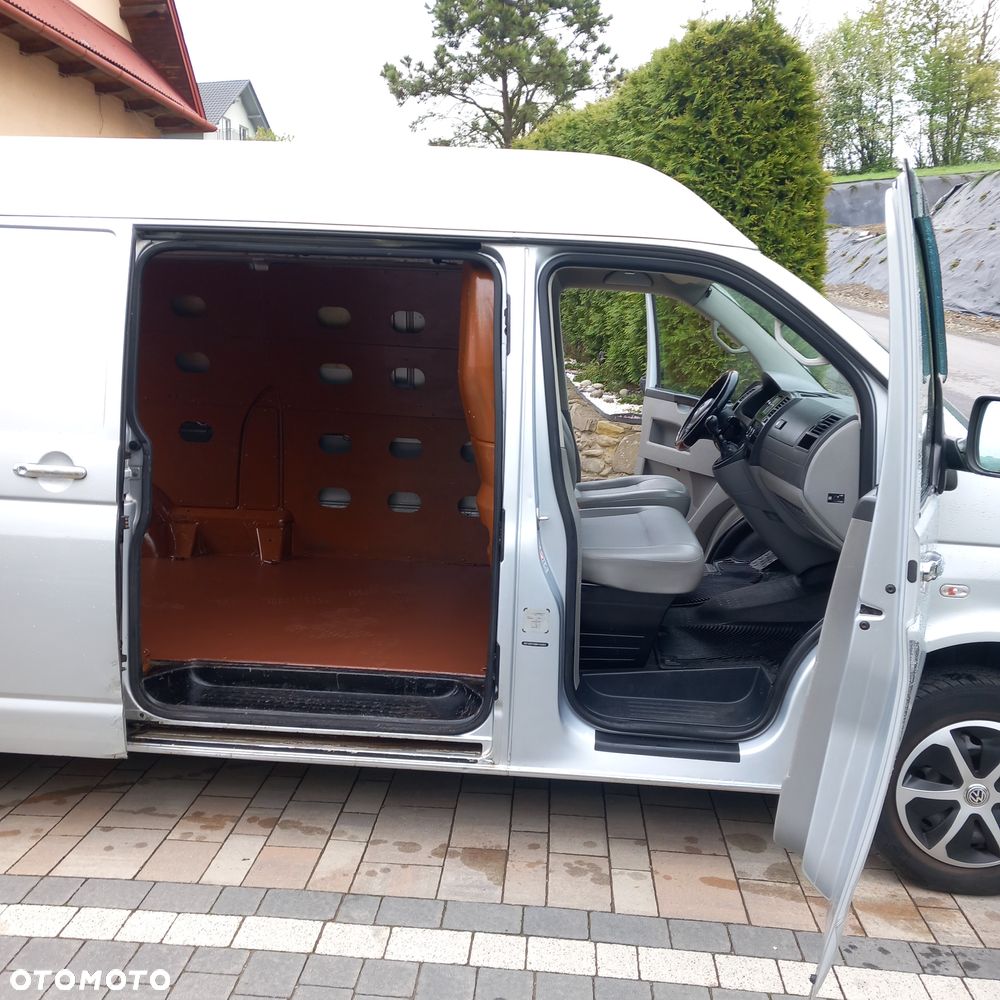 Volkswagen Transporter - 12