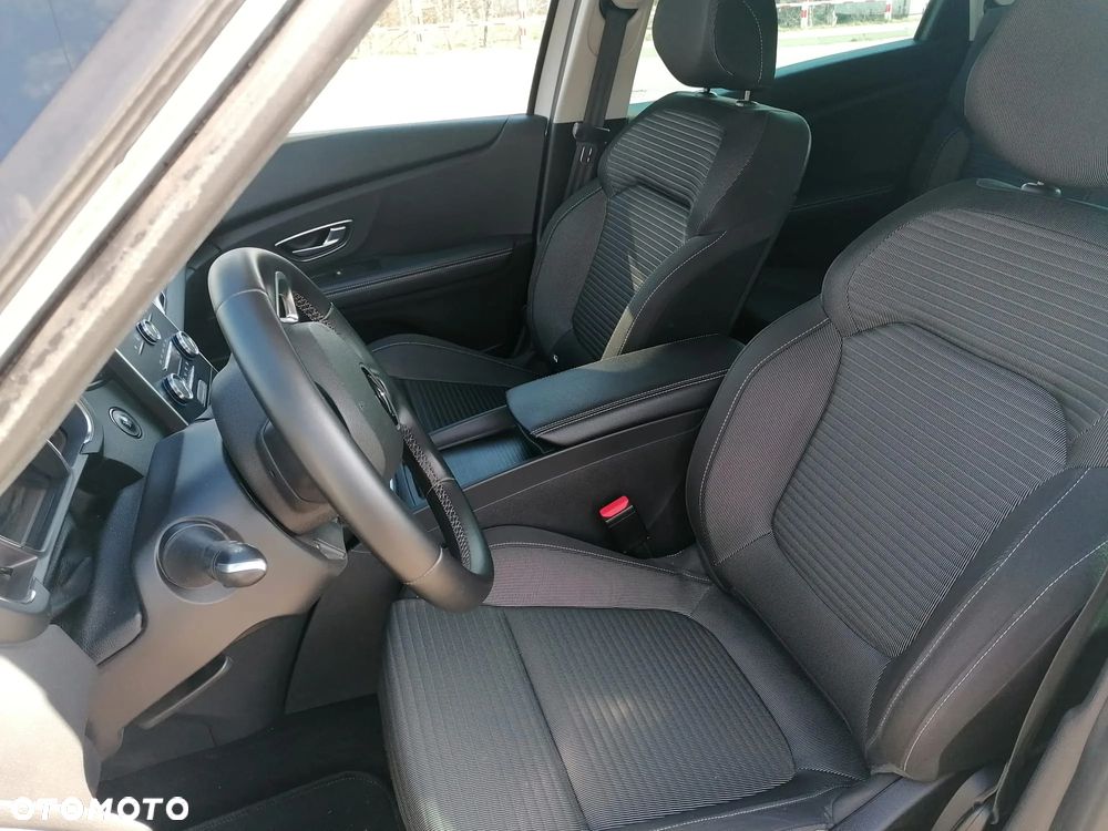 Renault Scenic - 15