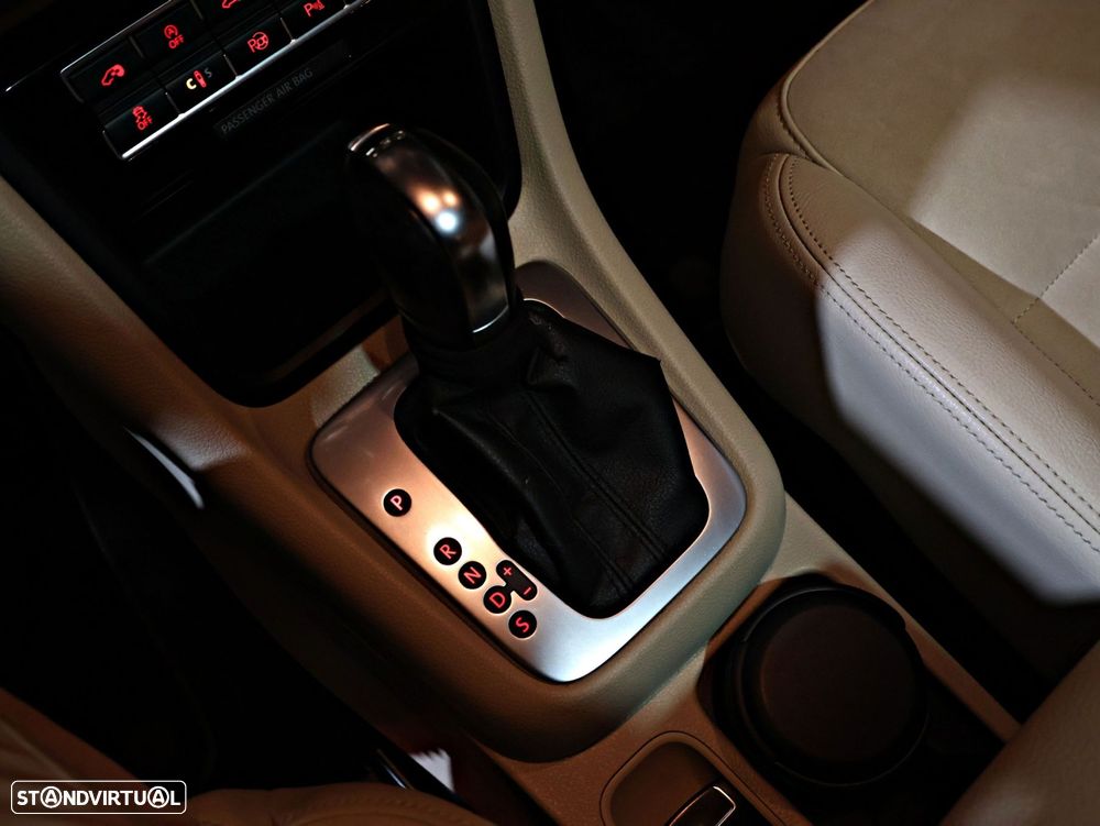 VW Sharan 2.0 TDI Highline DSG - 51