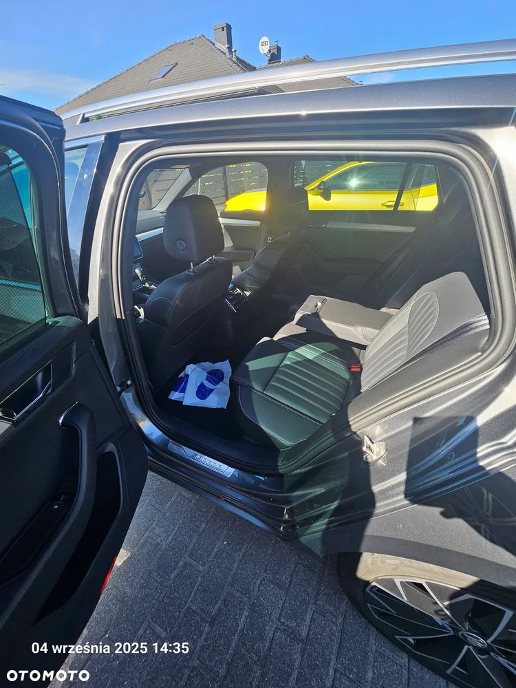 Skoda Superb 2.0 TDI SCR 4x4 L&K DSG - 9