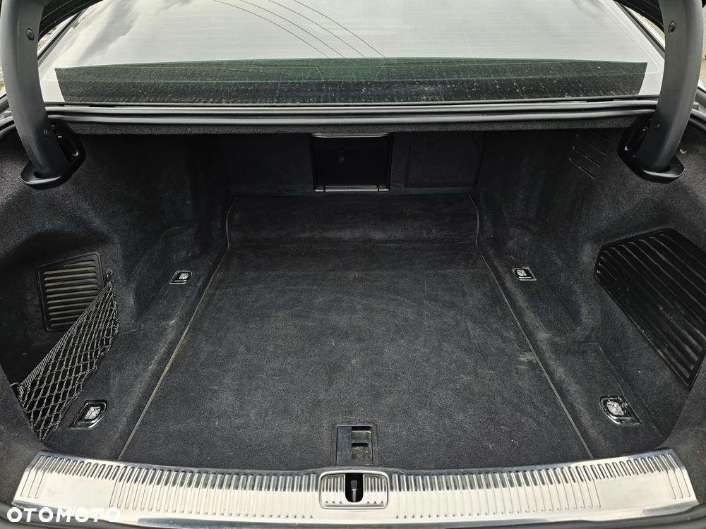 Audi A8 - 25