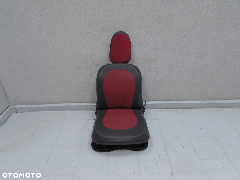 PIAGGIO PORTER HIJET PFAU QUARGO 06- FOTEL SIEDZENIE PASAZERA PRAWY - 1