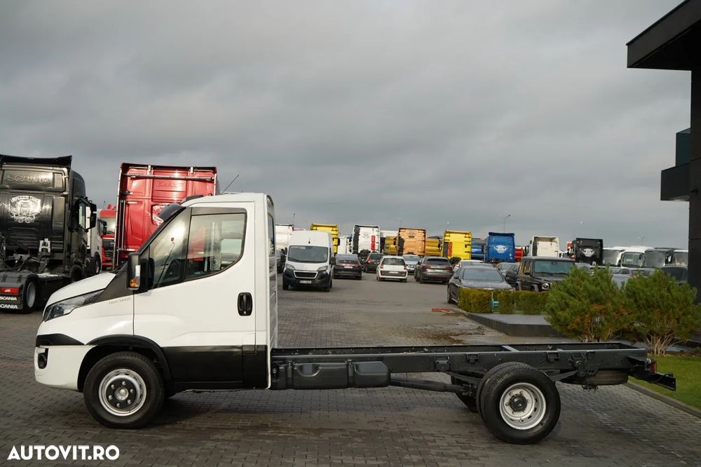 Iveco DAILY 65-170 / ȘASIU CU CABINĂ - 3,8 M / MANUALĂ / ROȚI SPATE DUBLE / 3 LOCURI / TAPIȚERIE DIN PIELE / IMPORTAT / - 7
