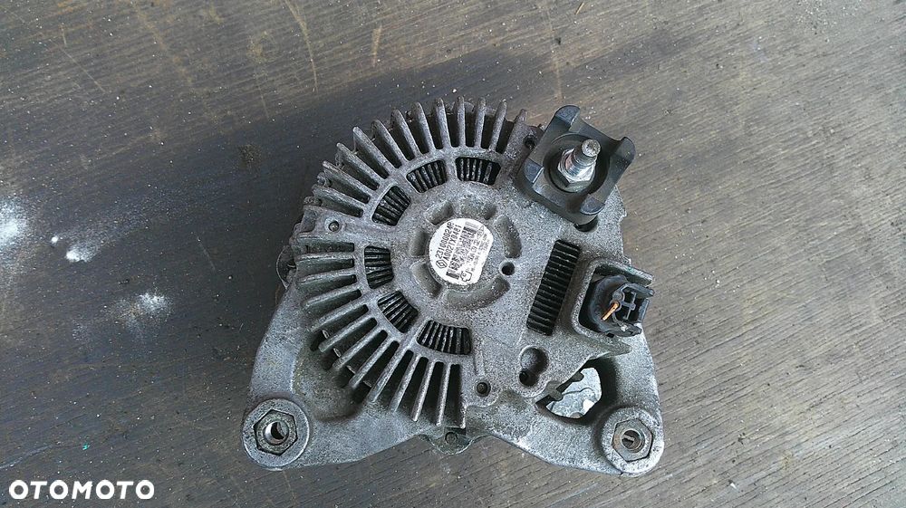 RENAULT MEGANE 3 III 1.4 TCE ALTERNATOR - 4