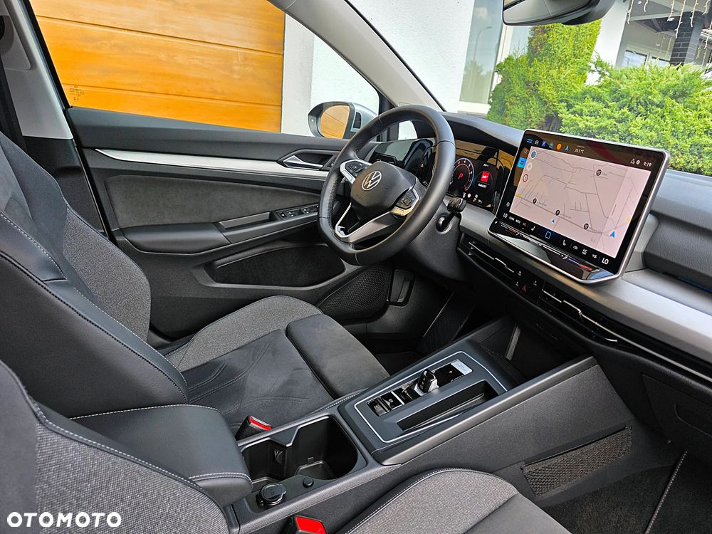 Volkswagen Golf 1.5 eTSI OPF DSG Style - 37