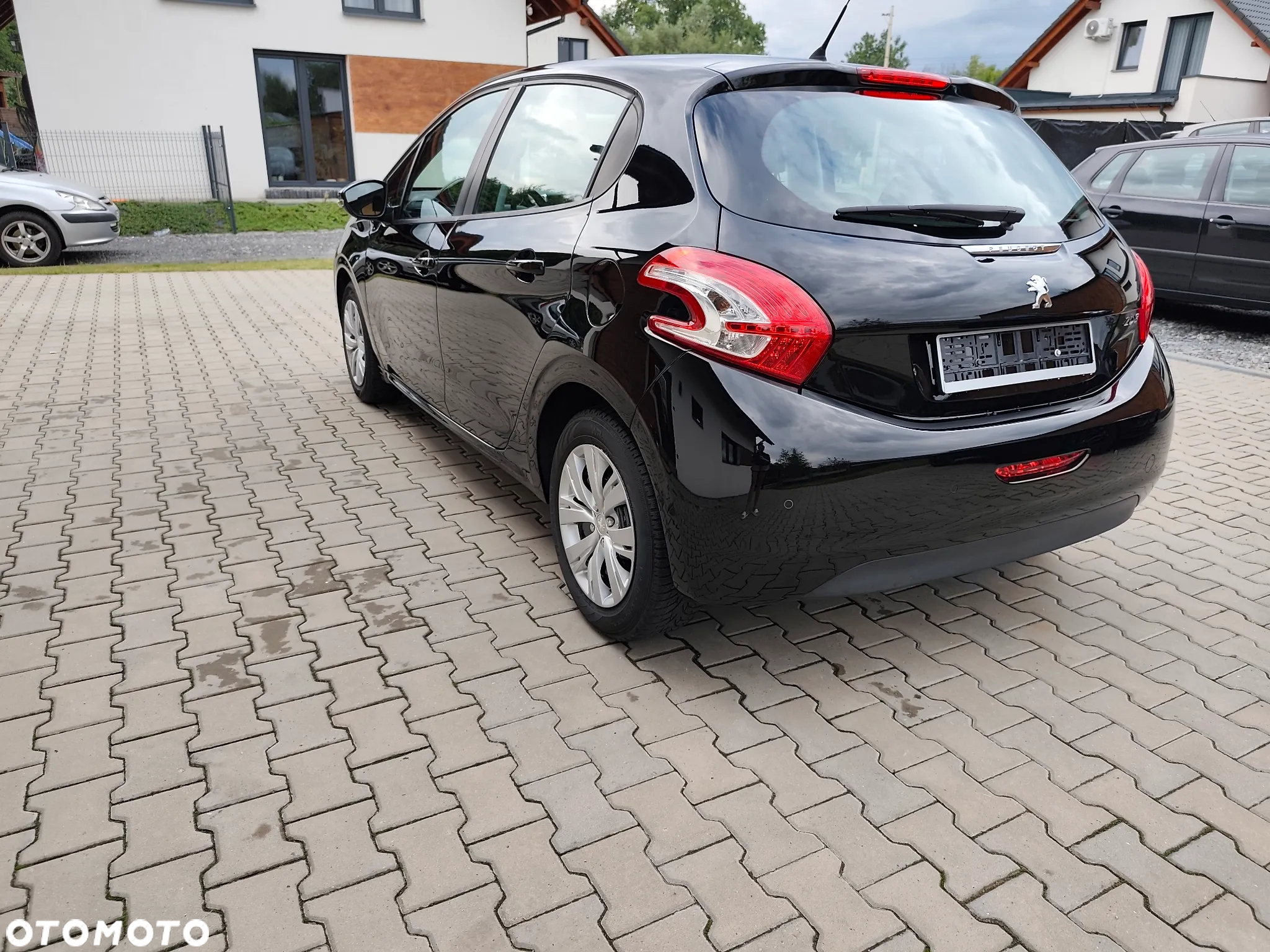 Peugeot 208 - 9