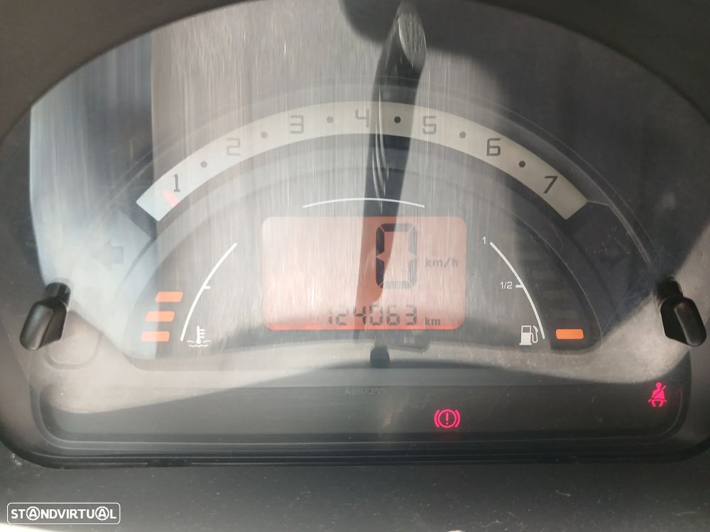 Citroën C3 1.1 SX + - 23