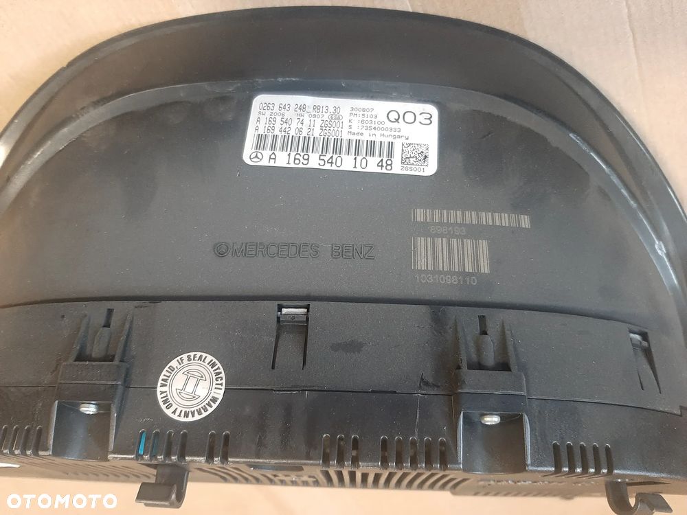 Licznik Mercedes klasa B  180 DIESEL   1695401048 - 2