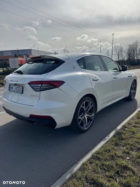 Maserati Levante MHEV GT - 10