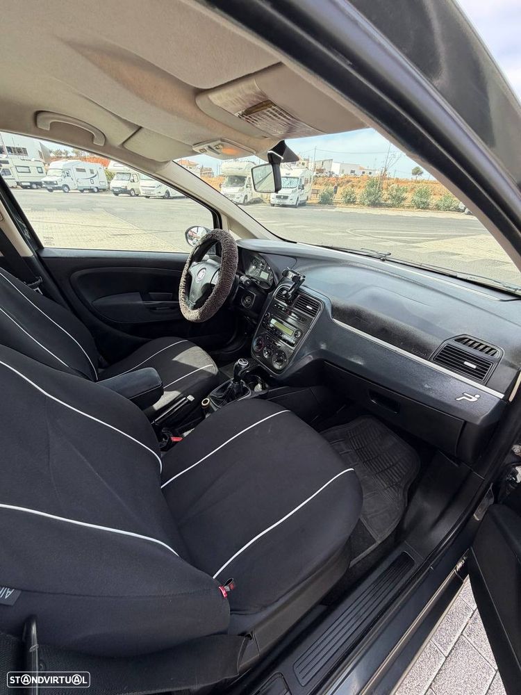 Fiat Grande Punto - 5