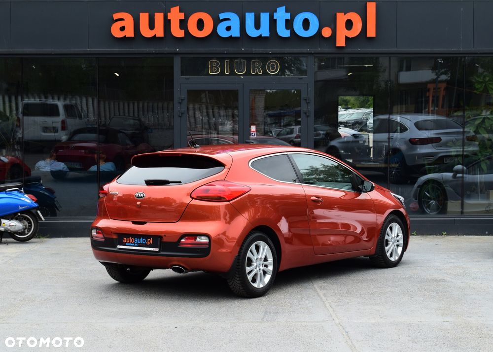 Kia Ceed - 20