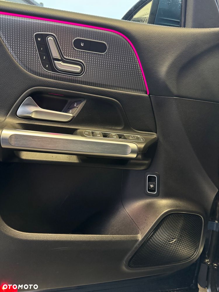 Mercedes-Benz GLB 200 d 8G-DCT Progressive Advanced - 12