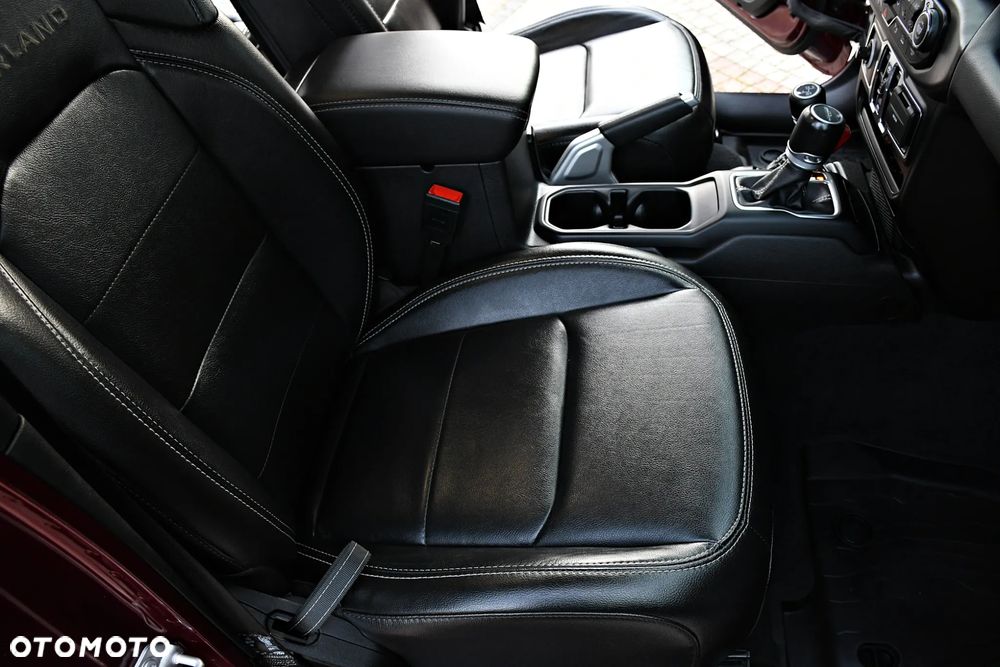 Jeep Gladiator 3.0 V6 MultiJet Overland - 24