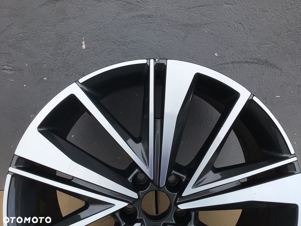 Felga Aluminiowa 1szt Audi A6 C8 4K0 5x112 8.5x21 et43 - 2