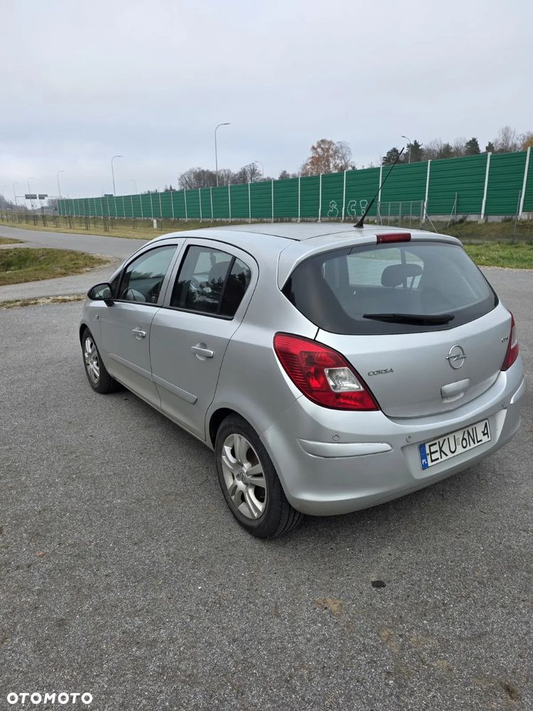 Opel Corsa 1.3 CDTI Essentia - 13