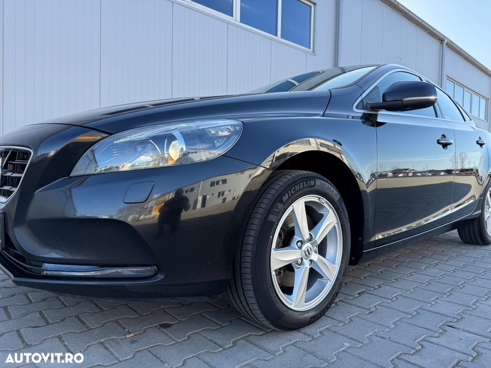Volvo V40 D2 Summum - 21