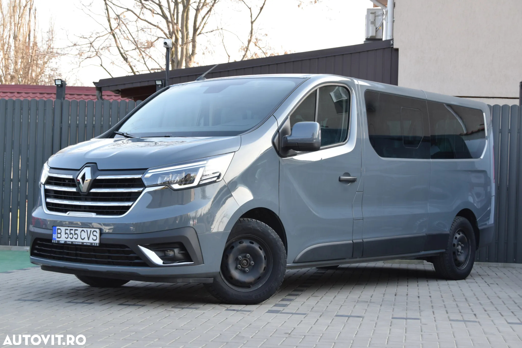 Renault Trafic Combi 2.0 Blue dCi 150 S&S L2 8+1 Zen - 2