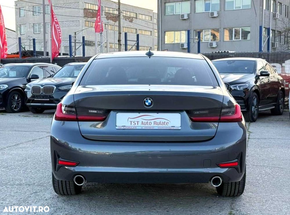 BMW Seria 3 320i AT - 7