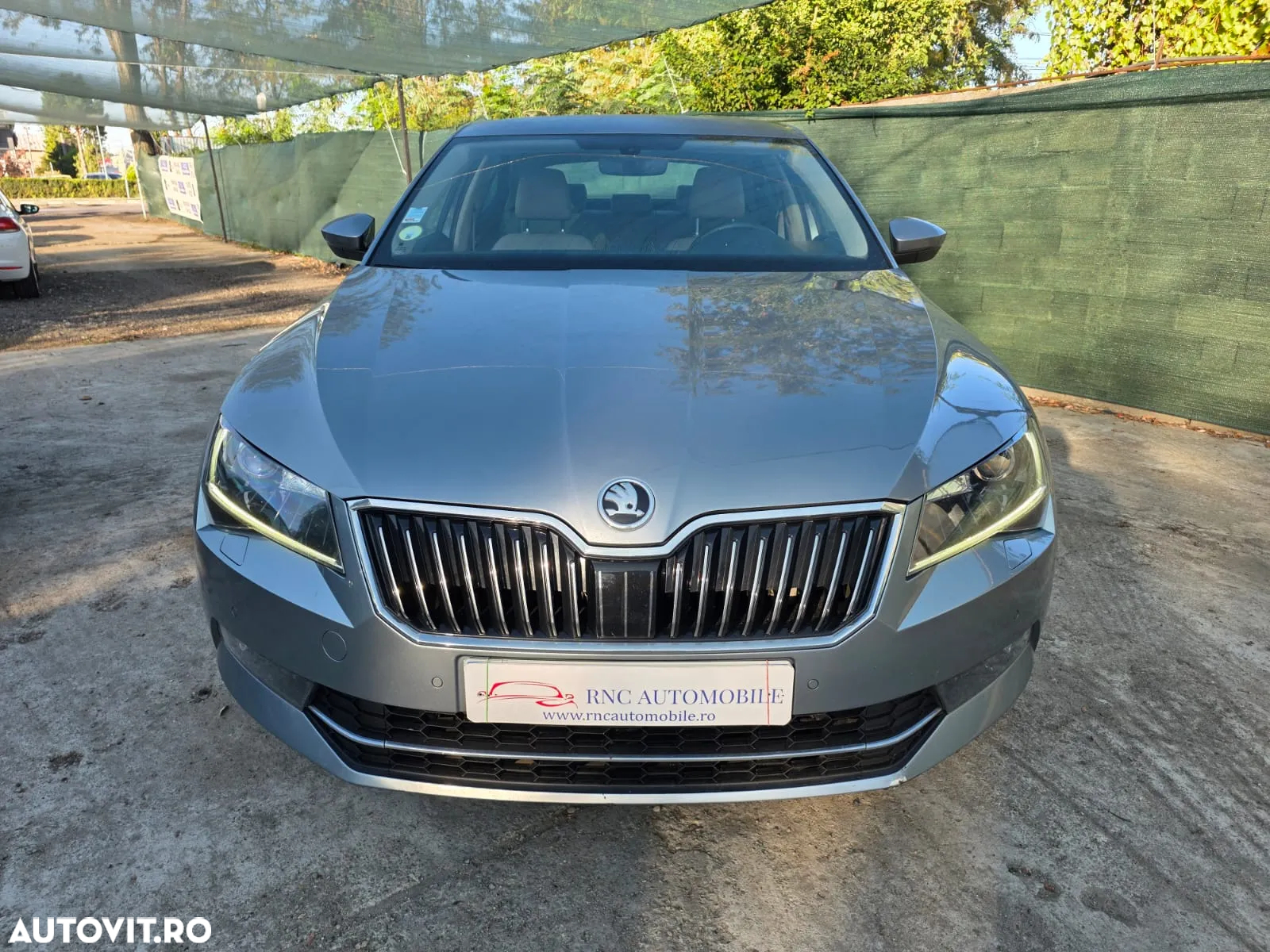 Skoda Superb 2.0 TDI Style - 20
