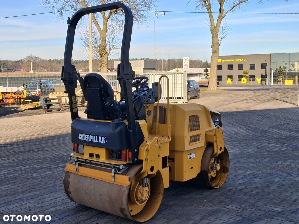 Caterpillar CB 24 - 4