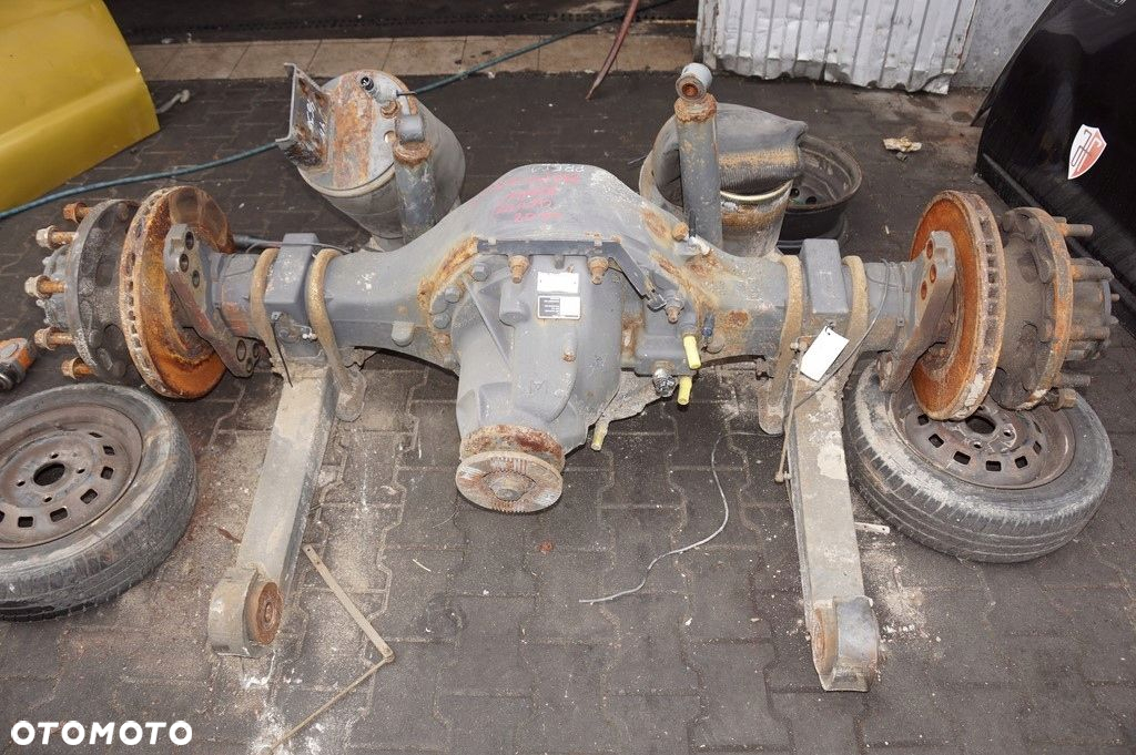 GLOWKA WKLAD MOSTU RENAULT PREMIUM 460DXI MERITOR - 2