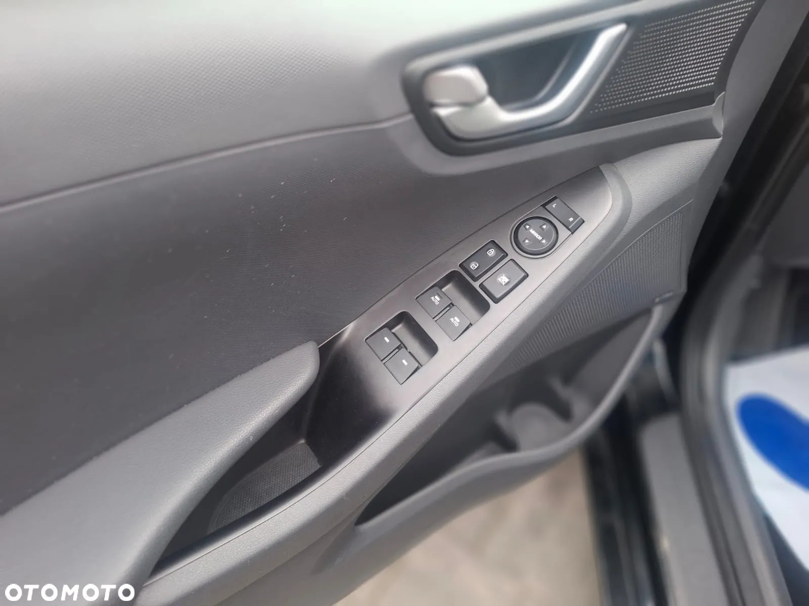 Hyundai IONIQ electric Premium - 19