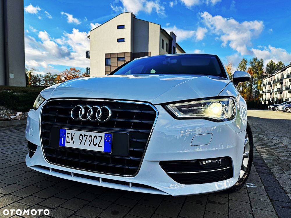 Audi A3 Sportback 1.6 TDI (clean diesel) S tronic Attraction - 14