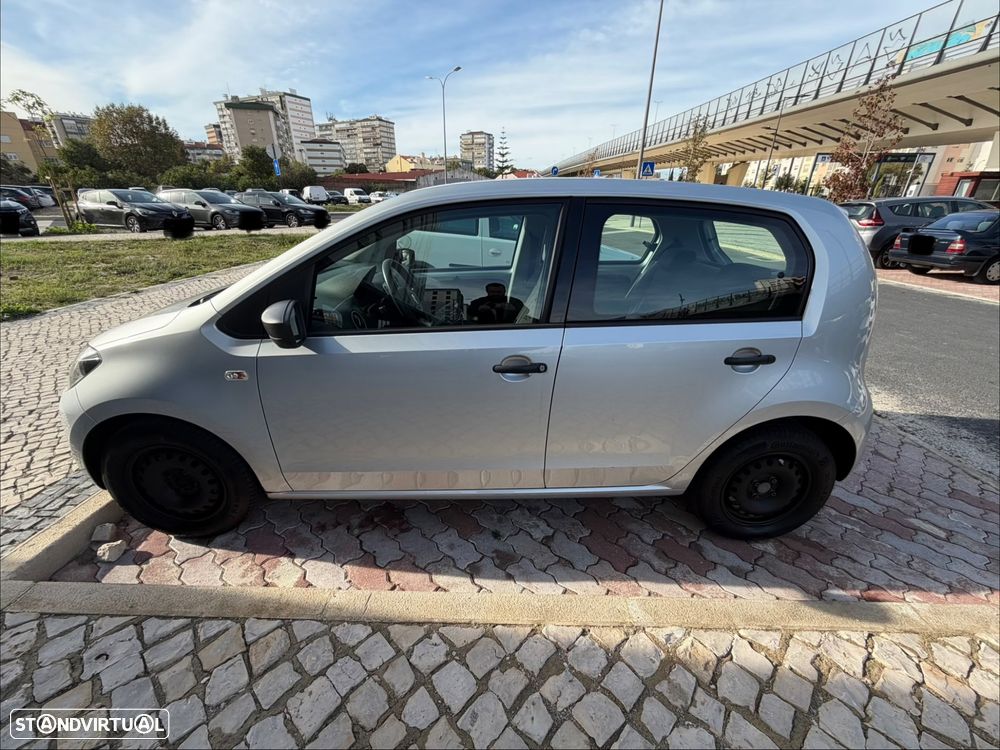 VW Up! 1.0 Take - 8
