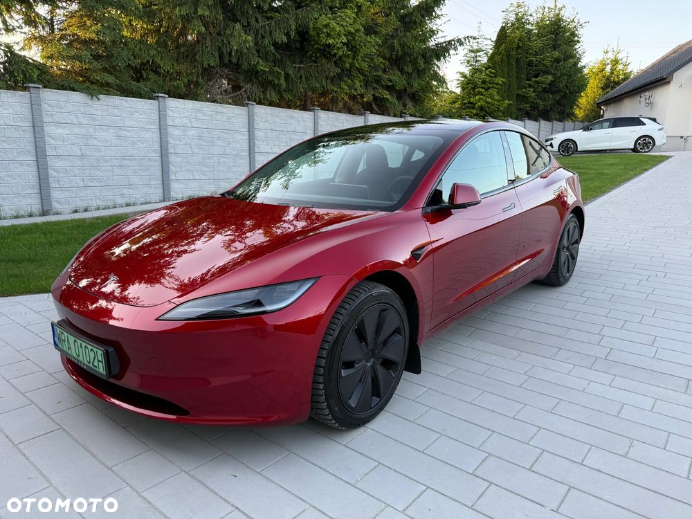 Tesla Model 3 - 2